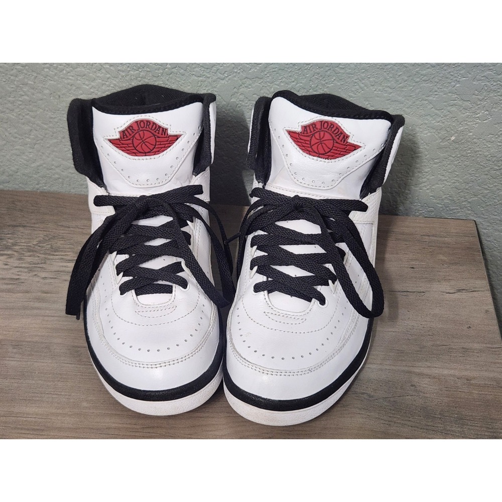 Air Jordan 2 Retro Mid Chicago US Women's Size 7.5 Red White Black Hi-top 2022 - Picture 7 of 15